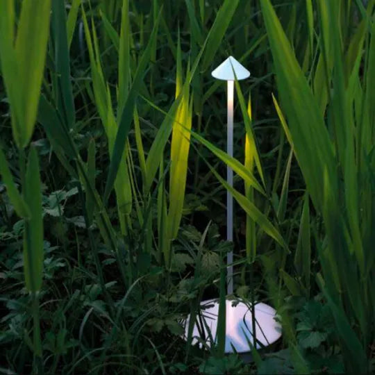 Nordisk design LED bordslampa - Vattentät och dimbar