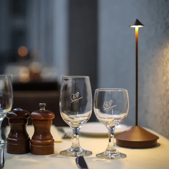 Nordisk design LED bordslampa - Vattentät och dimbar