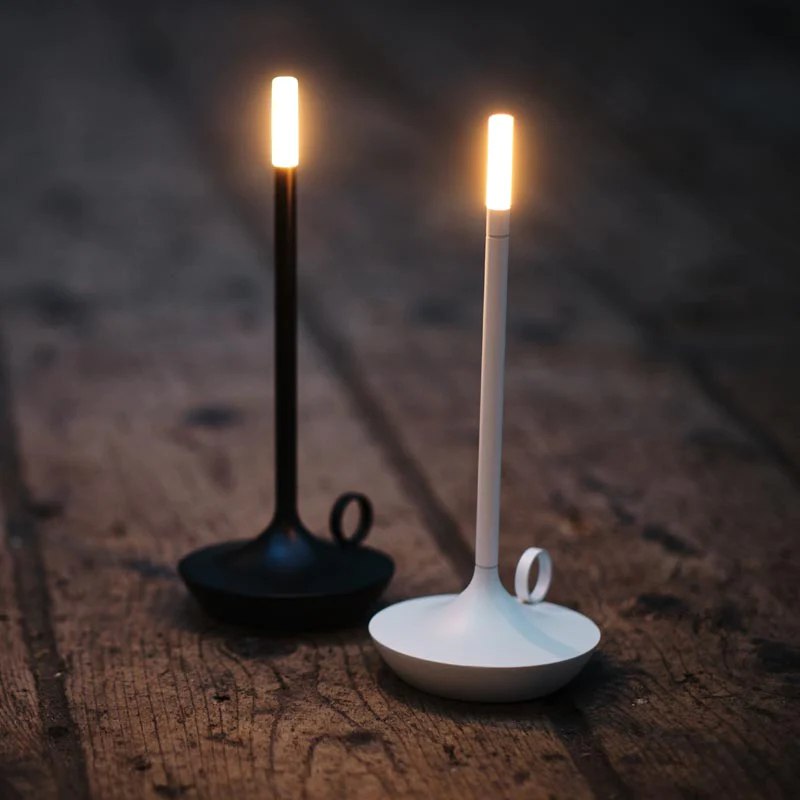 LumaGlow Dimbar LED-ljusstake – Elegant och Trådlös med Lång Batteritid