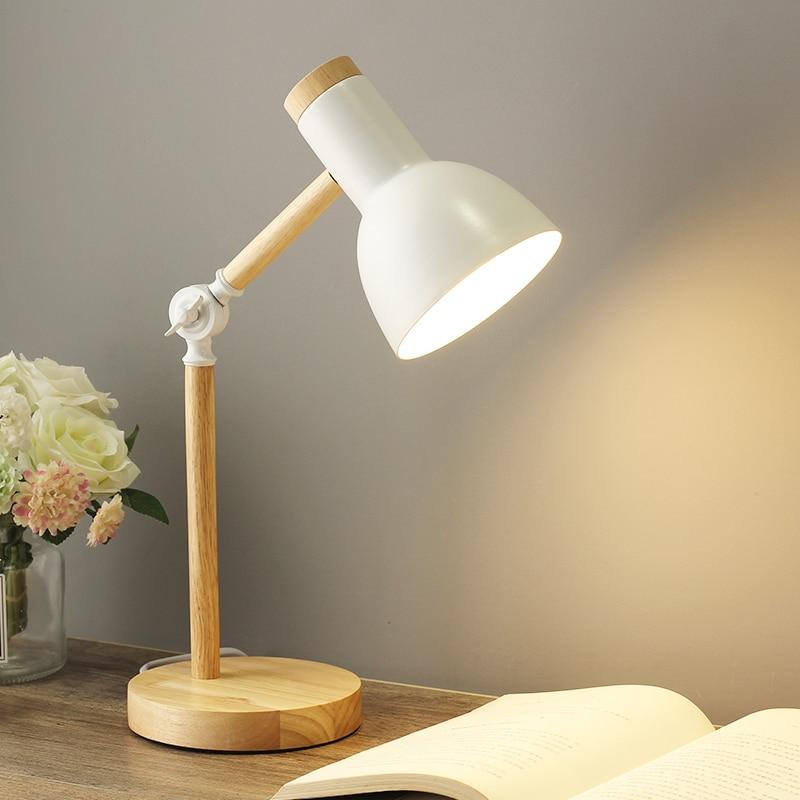 Träskandinavisk Bordslampa - LumiNord