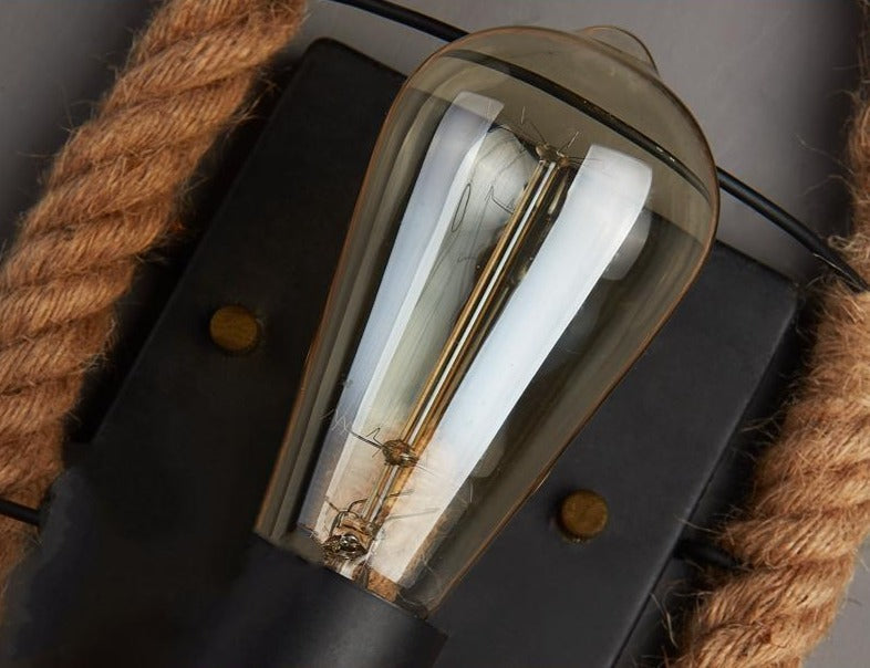 Vintage Vägglampa – RusticRope
