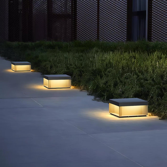 Robust Solight Solvägglampa | Väderbeständig och Effektiv