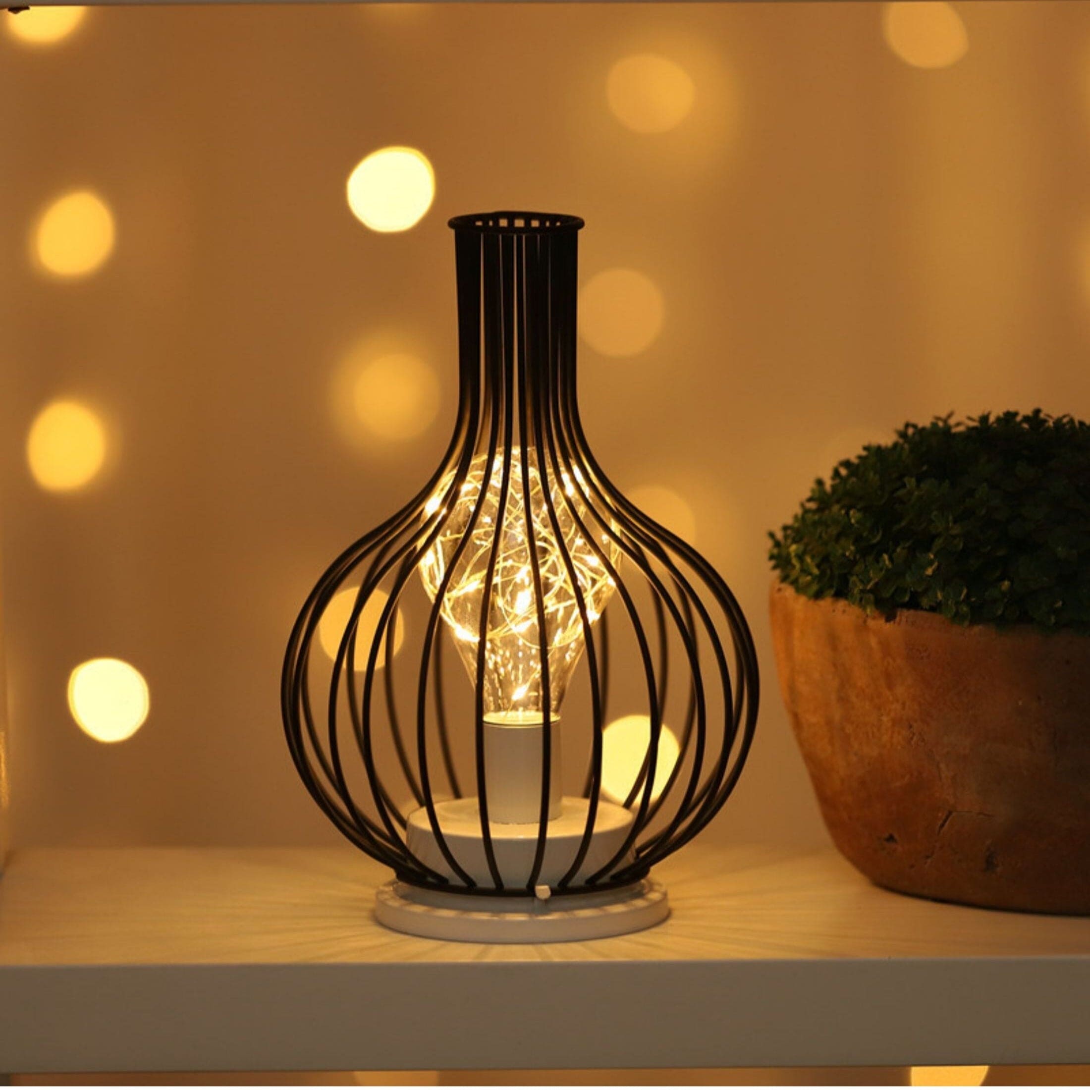 GlowPulse | Rustik Bordslampa | Industriell Design & Stämningsbelysning