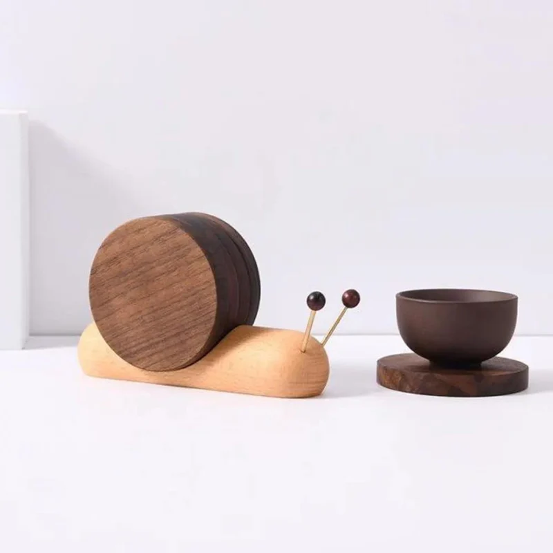 Skandinaviska Valnötsunderlägg - Minimalistisk Design & Hållbarhet