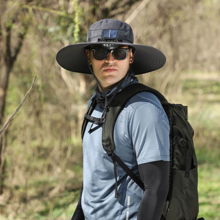 Solenergi Hatt med Fläkt och UV-Skydd - SolarCool™ VentiHat