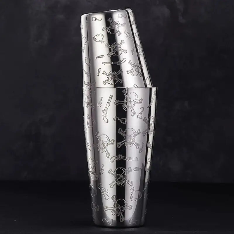 Graverad Cocktail Shaker – Mixaro
