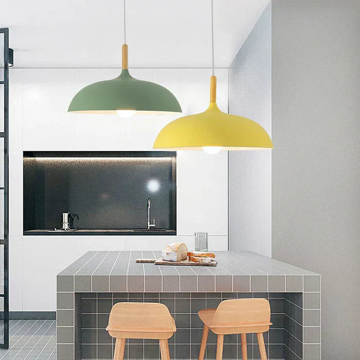 Skandinavisk Ek Taklampa | Modern och Energisnål