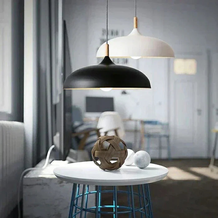 Skandinavisk Ek Taklampa | Modern och Energisnål