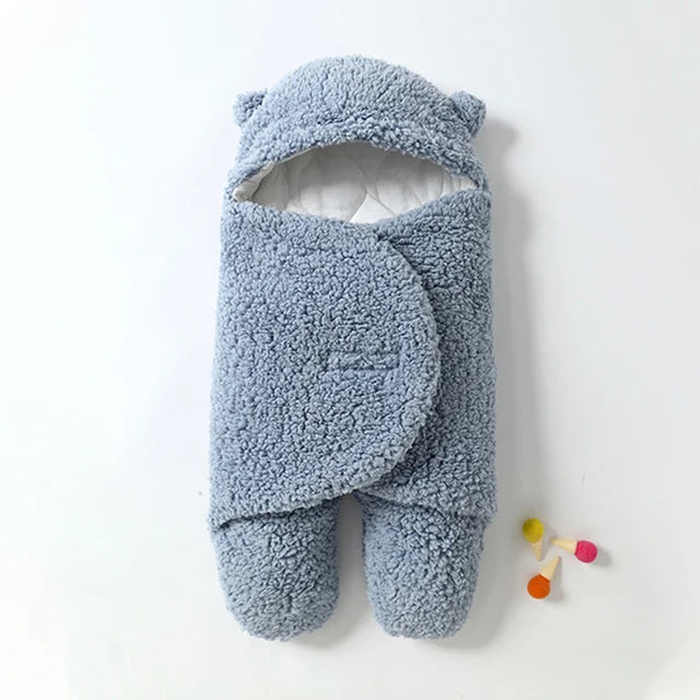SnuggleBear™ Inslagningsfilt - Ultimat Komfort