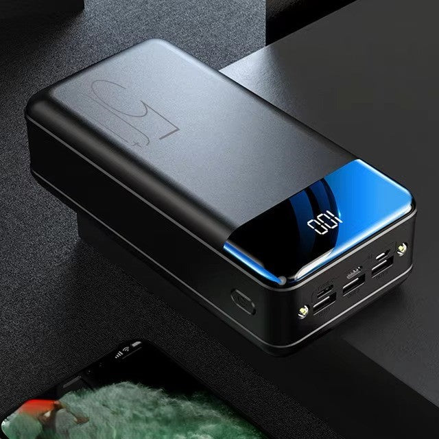 50.000mAh Power Bank - Snabb Laddning för Telefoner & Tablets